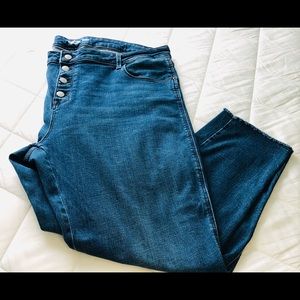 Old Navy Button Fly Jeans, size 20